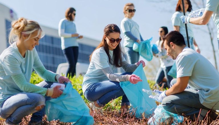 High schoolers volunteering during the summer.