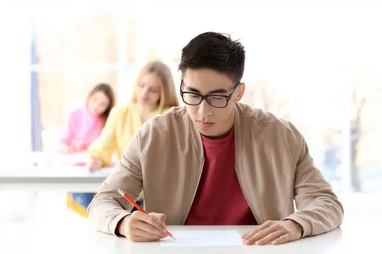 Class Statistics for the UChicago Class of 2025 AdmissionSight