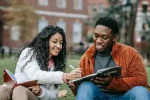 students studying for the best majors at USC