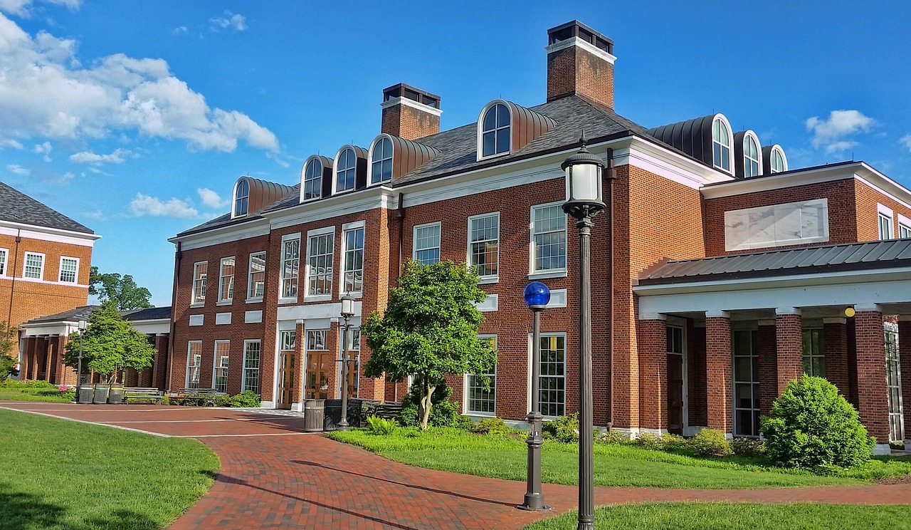 johns hopkins supplemental essays