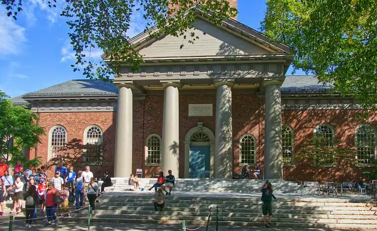 ivy league schools in massachusetts