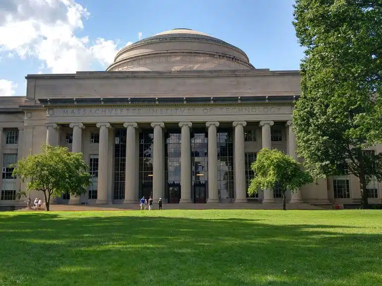 MIT notable alumni