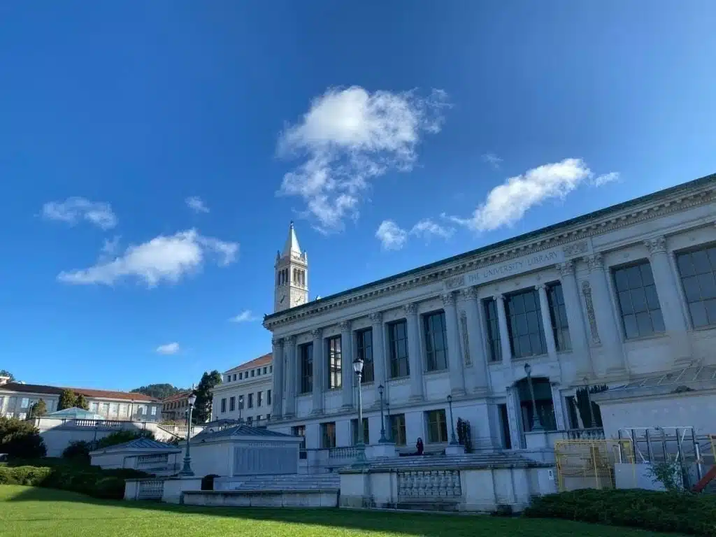 An image of UC Berkeley campus for students reading blog on berkely waitlist acceptance rates.