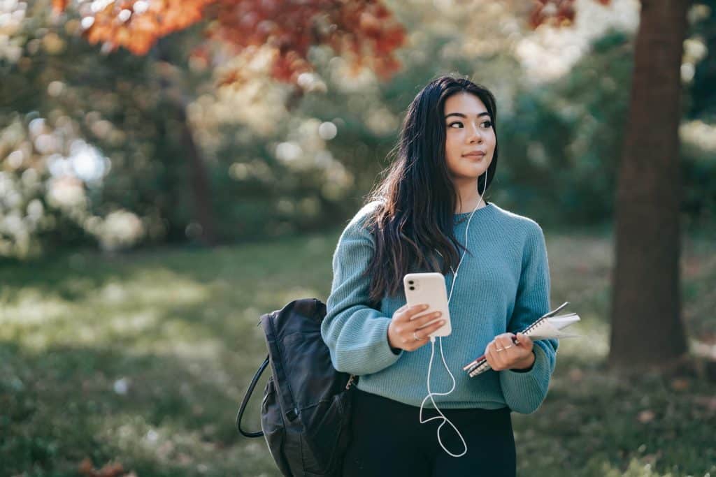 student waiting for when do uc berkeley decisions come out