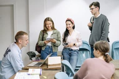 Students in the Hutton Honors College of Indiana University